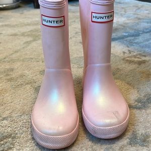 Firm. Hunter boots kids/toddler size 7 in pink